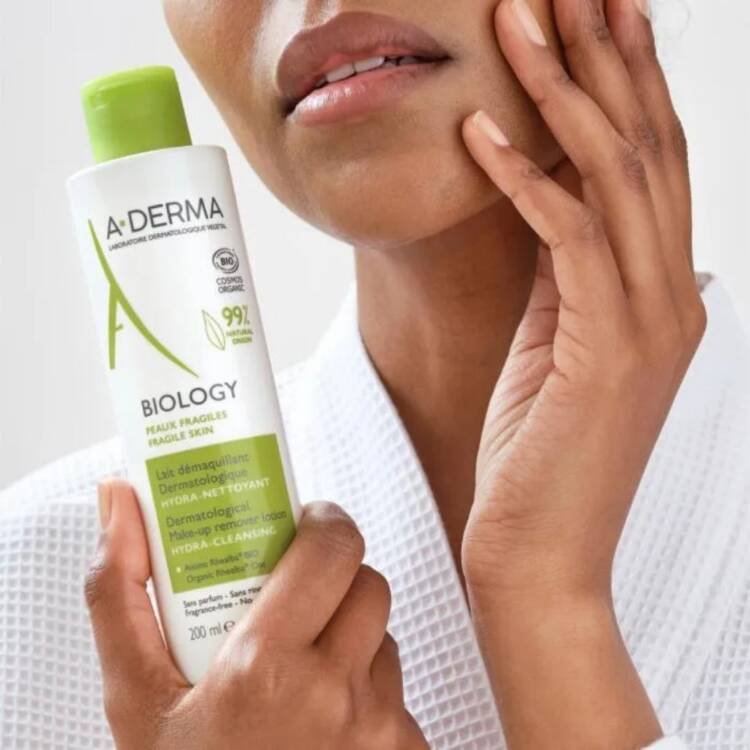 A-Derma Biology Hydra-cleansing dermatological make-up removing milk - Image 2